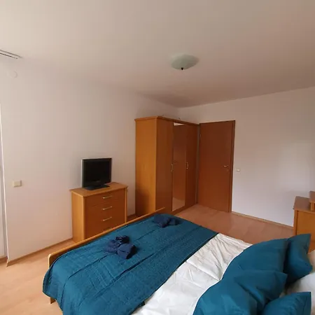 Nessebar Club - Prestige Lägenhet *