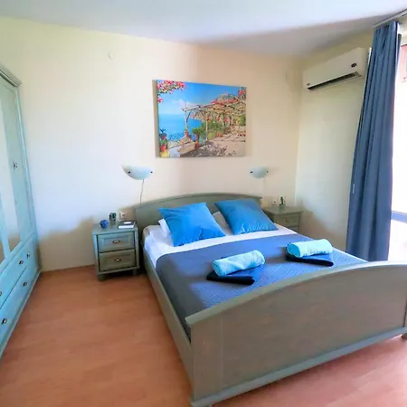 Nessebar Club - Prestige Apartment *