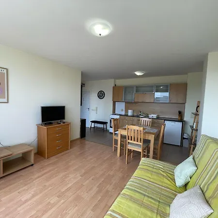 Nessebar Club - Prestige Apartment Sunny Beach
